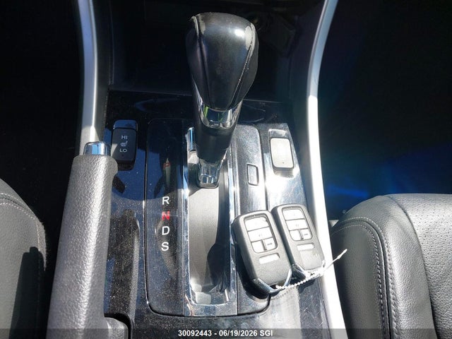 1HGCR3F86GA800017 Honda ACCORD EXL