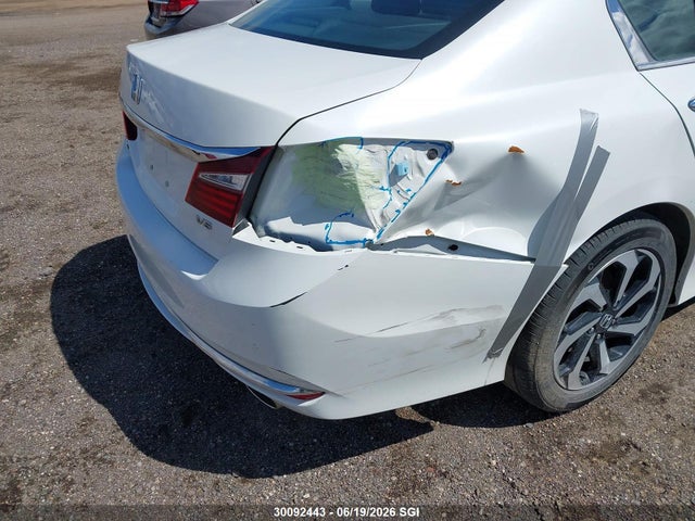 1HGCR3F86GA800017 Honda ACCORD EXL