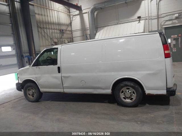 2011 Chevrolet Express G2500 მანქანა იყიდება აუქციონზე, vin: 1GCWGFFA4B1122883, აუქციონის ნომერი: 30078435