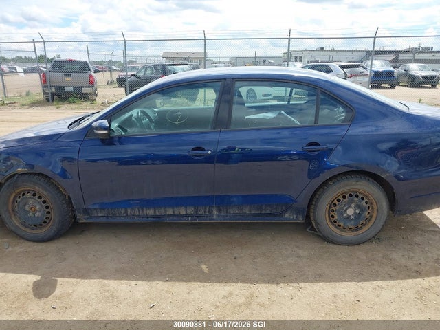 3VW2K7AJ4EM424642 Volkswagen JETTA S