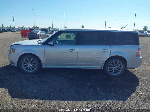 Ford Flex Limited 2014 2FMHK6D82EBD00060 Image 13