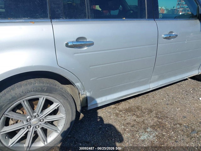 Ford Flex Limited 2014 2FMHK6D82EBD00060 Image 16
