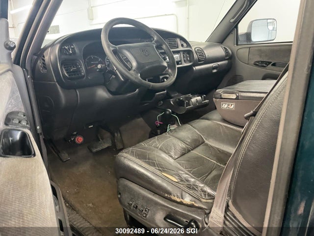 Продажа на аукционе авто 1995 Dodge Ram 2500, vin: 3B7KC23C2SM141279, номер лота: 30092489