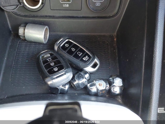 2020 Hyundai Venue Sel/denim მანქანა იყიდება აუქციონზე, vin: KMHRC8A38LU026022, აუქციონის ნომერი: 30092046