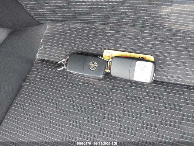 30090870 :رقم المزاد ، WVGJV7AX4GW608715 vin ، 2016 Volkswagen Tiguan Comfort/high/r-line/sp Ed مزاد بيع