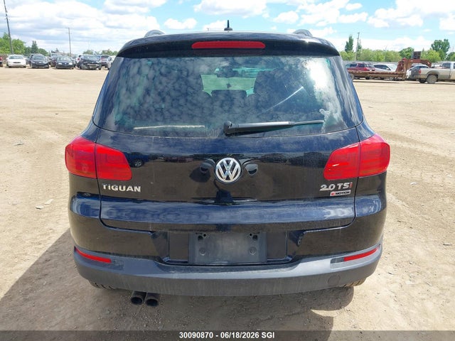 30090870 :رقم المزاد ، WVGJV7AX4GW608715 vin ، 2016 Volkswagen Tiguan Comfort/high/r-line/sp Ed مزاد بيع