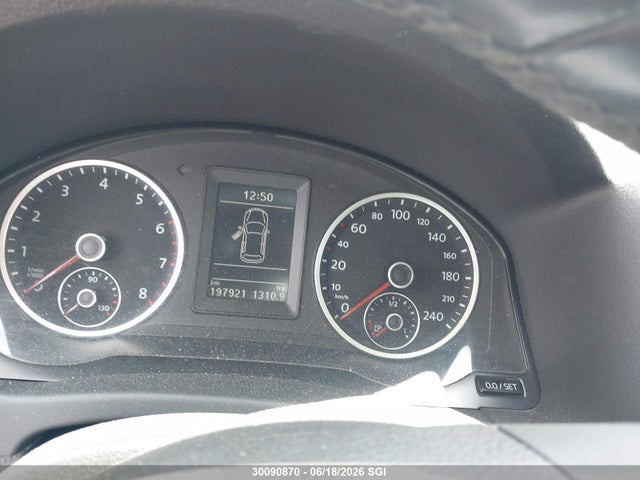 30090870 :رقم المزاد ، WVGJV7AX4GW608715 vin ، 2016 Volkswagen Tiguan Comfort/high/r-line/sp Ed مزاد بيع