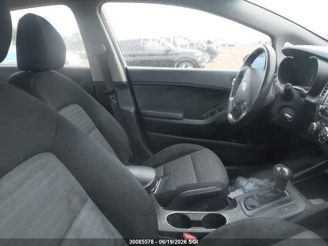 KIA FORTE LX 2016 KNAFX4A68G5514317 Image 5