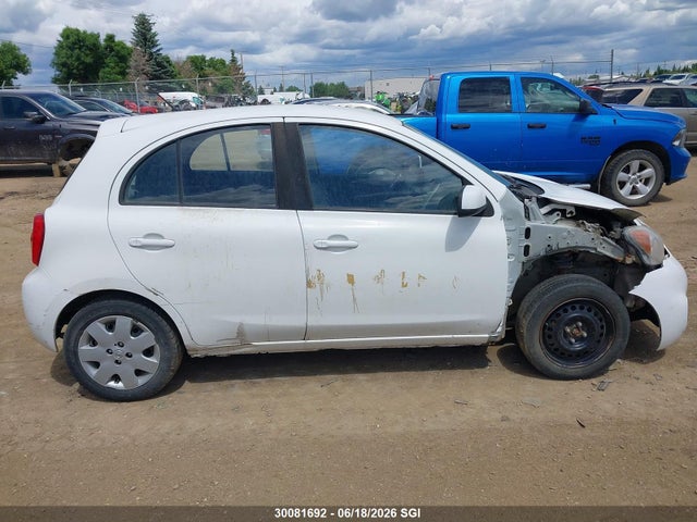 Nissan Micra 2016 3N1CK3CPXGL264442 Image 12