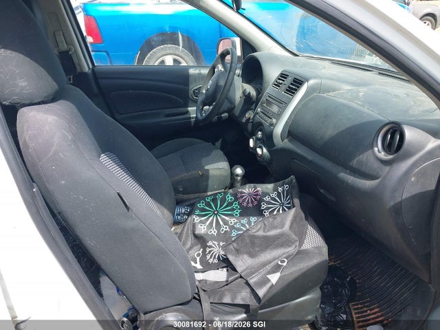 Nissan Micra 2016 3N1CK3CPXGL264442 Image 5