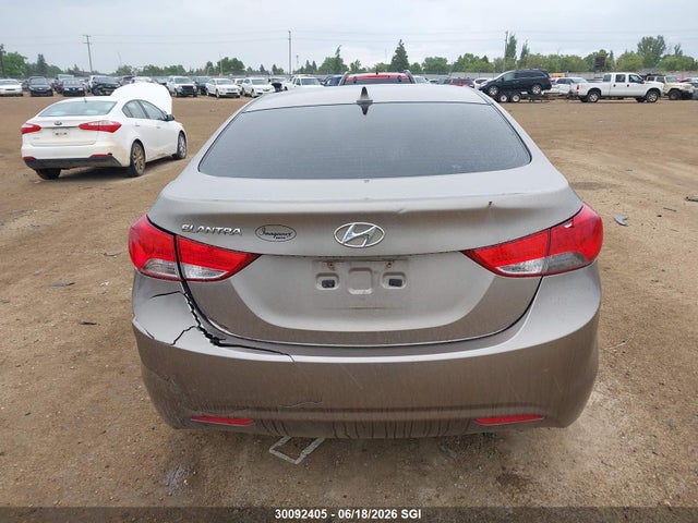 2013 Hyundai Elantra Gls/limited მანქანა იყიდება აუქციონზე, vin: 5NPDH4AE5DH440459, აუქციონის ნომერი: 30092405