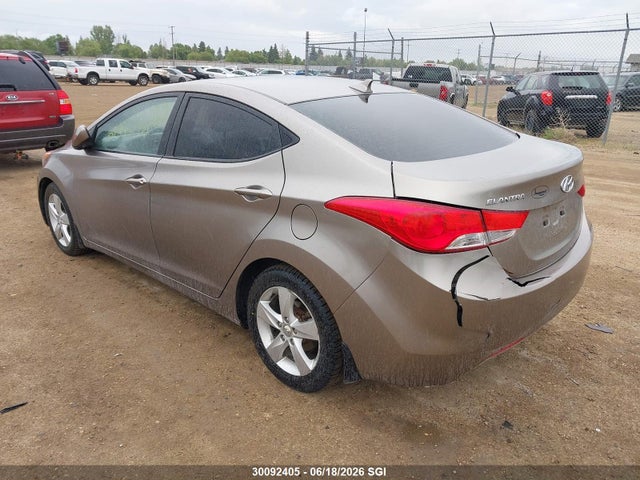 2013 Hyundai Elantra Gls/limited მანქანა იყიდება აუქციონზე, vin: 5NPDH4AE5DH440459, აუქციონის ნომერი: 30092405