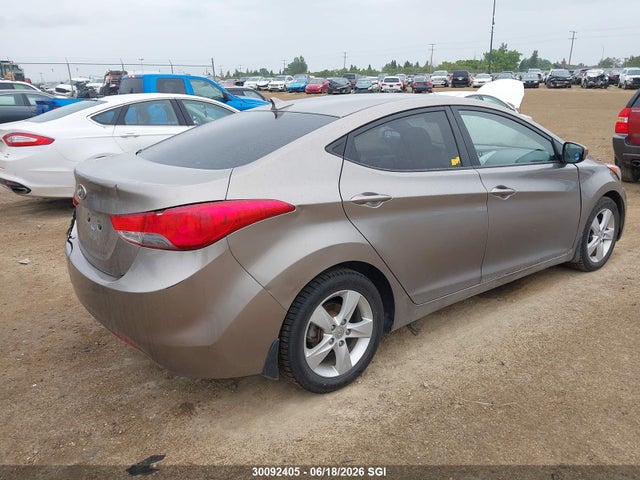 2013 Hyundai Elantra Gls/limited მანქანა იყიდება აუქციონზე, vin: 5NPDH4AE5DH440459, აუქციონის ნომერი: 30092405