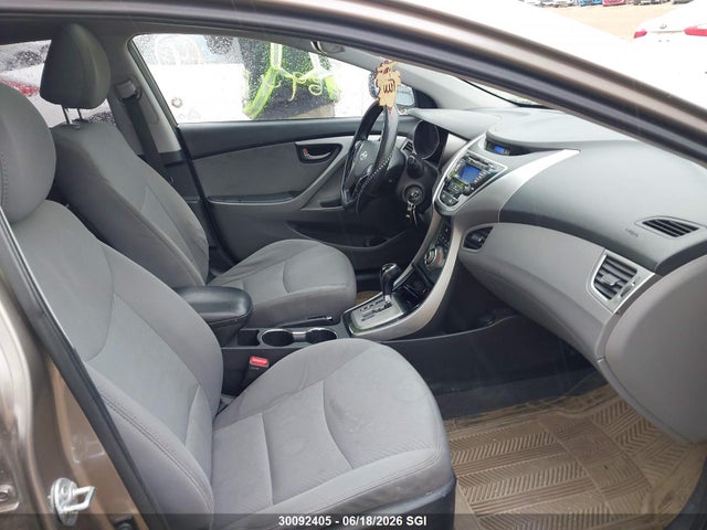 2013 Hyundai Elantra Gls/limited მანქანა იყიდება აუქციონზე, vin: 5NPDH4AE5DH440459, აუქციონის ნომერი: 30092405