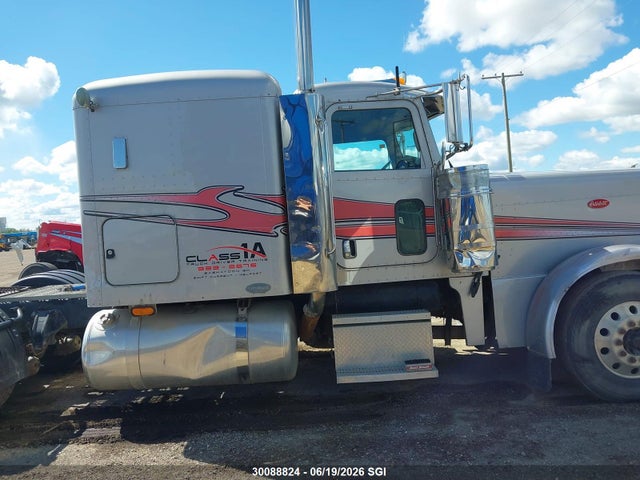 30088824 :رقم المزاد ، 1XP5DU9X47N658157 vin ، 2007 Peterbilt 379 مزاد بيع