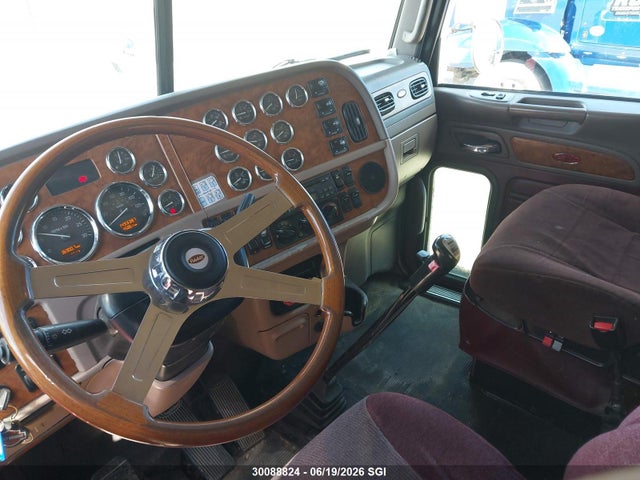30088824 :رقم المزاد ، 1XP5DU9X47N658157 vin ، 2007 Peterbilt 379 مزاد بيع
