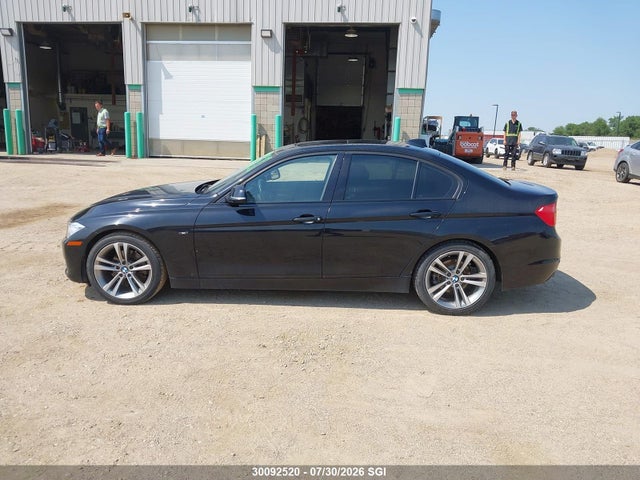 30092520 :رقم المزاد ، WBA3A5C58CF255833 vin ، 2012 Bmw 328 I مزاد بيع