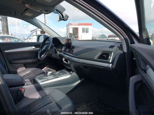 30092533 :رقم المزاد ، WA1ANAFY9J2005125 vin ، 2018 Audi Q5 Premium مزاد بيع