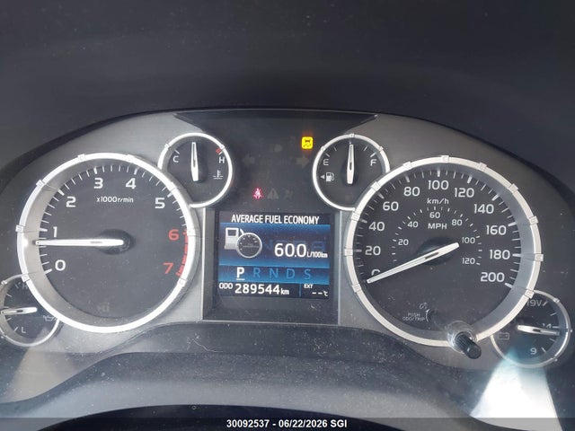 30092537 :رقم المزاد ، 5TFDY5F10HX608093 vin ، 2017 Toyota Tundra Crewmax Sr5/trd Pro مزاد بيع