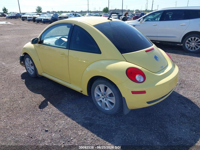 30092538 :رقم المزاد ، 3VWSW21C98M518898 vin ، 2008 Volkswagen New Beetle 2.5l مزاد بيع