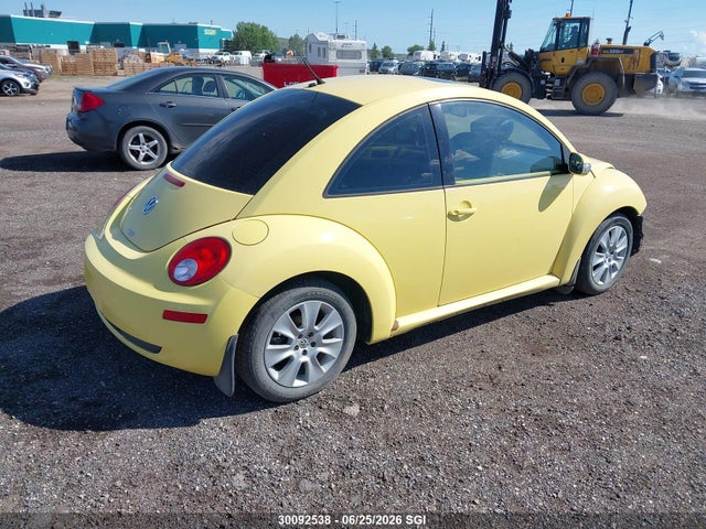 30092538 :رقم المزاد ، 3VWSW21C98M518898 vin ، 2008 Volkswagen New Beetle 2.5l مزاد بيع