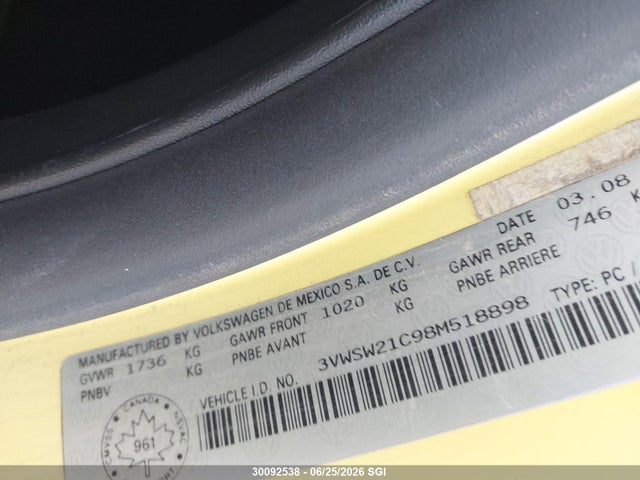 30092538 :رقم المزاد ، 3VWSW21C98M518898 vin ، 2008 Volkswagen New Beetle 2.5l مزاد بيع