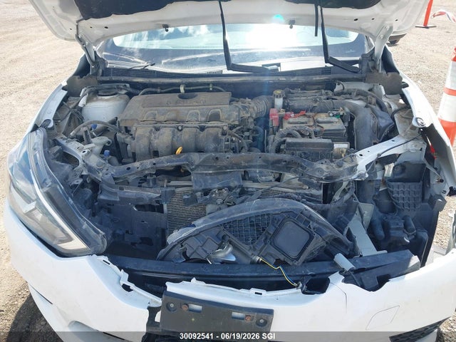 Продаж на аукціоні авто 2018 Nissan Sentra S/sv/sr/sl, vin: 3N1AB7AP7JY221544, номер лоту: 30092541