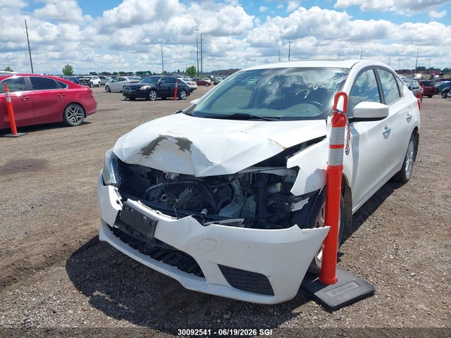 Продаж на аукціоні авто 2018 Nissan Sentra S/sv/sr/sl, vin: 3N1AB7AP7JY221544, номер лоту: 30092541