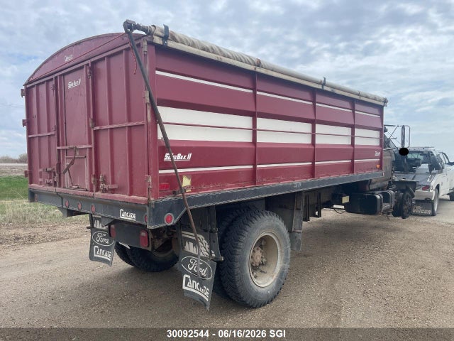 30092544 :رقم المزاد ، 1FDPF82K5KVA51098 vin ، 1989 Ford F800 مزاد بيع