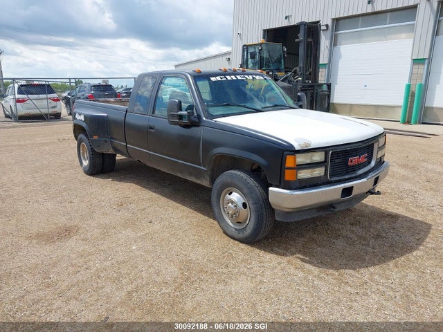 30092188 :رقم المزاد ، 1GTHK39F1WE531936 vin ، 1998 Gmc Sierra K3500 مزاد بيع