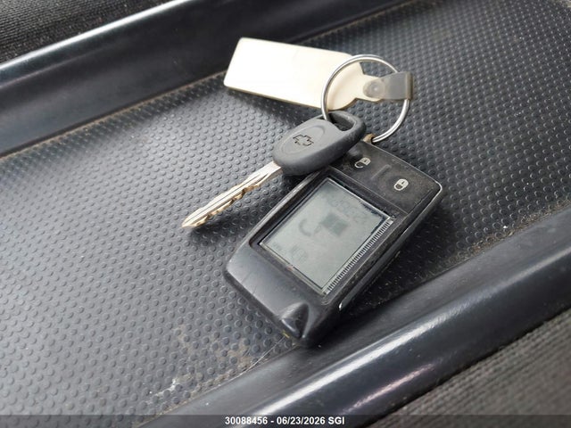 30088456 :رقم المزاد ، 1GCGK29U41Z211905 vin ، 2001 Chevrolet Silverado K2500 مزاد بيع