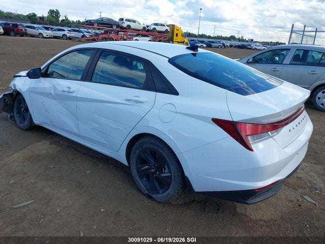 KMHLM4AG5PU546649 Hyundai ELANTRA SEL