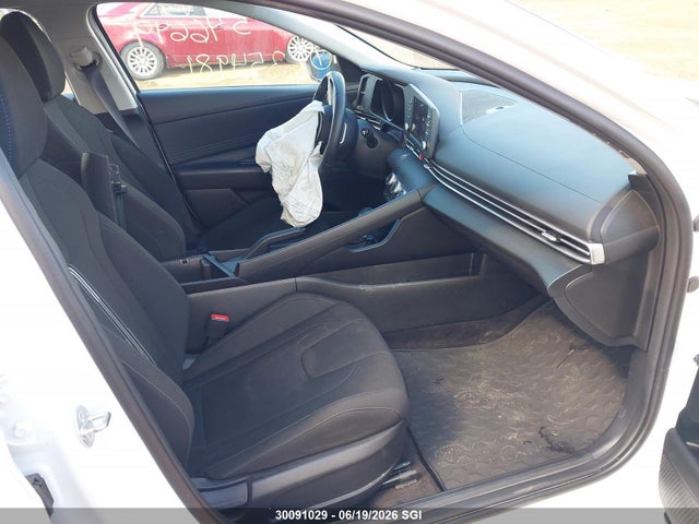 KMHLM4AG5PU546649 Hyundai ELANTRA SEL