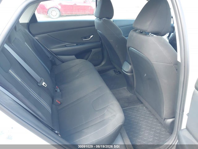KMHLM4AG5PU546649 Hyundai ELANTRA SEL