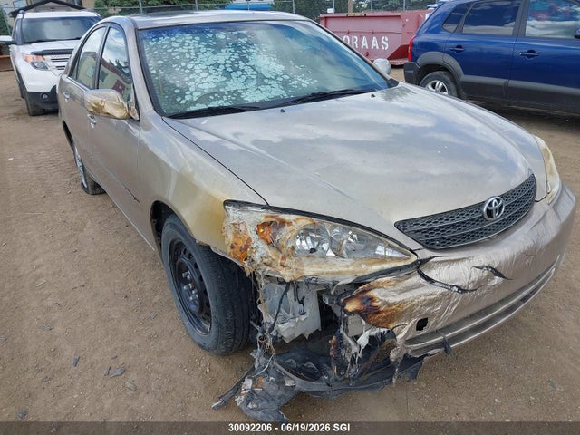 2002 Toyota Camry Le/xle/se მანქანა იყიდება აუქციონზე, vin: JTDBF30KX20067122, აუქციონის ნომერი: 30092206
