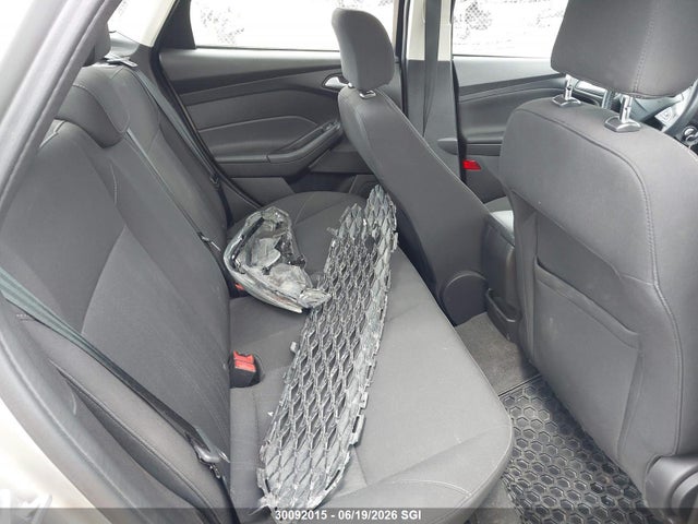 1FADP3F25FL309645 Ford FOCUS SE