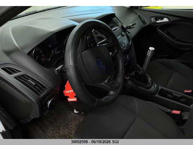 Ford FOCUS SE 2015 1FADP3K26FL308798 Image 7