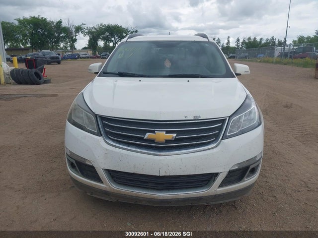 30092601 :رقم المزاد ، 1GNKVGKD6FJ328746 vin ، 2015 Chevrolet Traverse Lt مزاد بيع