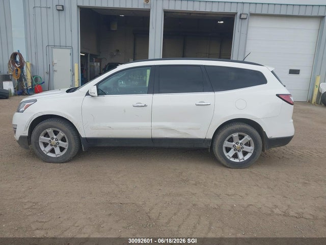 30092601 :رقم المزاد ، 1GNKVGKD6FJ328746 vin ، 2015 Chevrolet Traverse Lt مزاد بيع