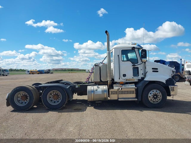 Mack 600 Cxu 2018 1M1AW07Y1JM085780 Image 13