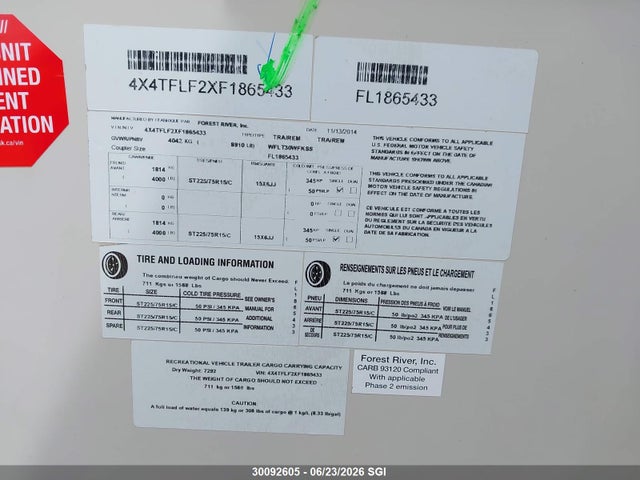 30092605 :رقم المزاد ، 4X4TFLF2XF1865433 vin ، 2015 Forest River Inc. Flagstaff 30wfkss مزاد بيع