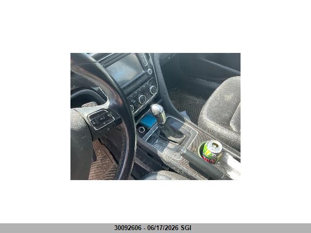 2013 Volkswagen Passat Se მანქანა იყიდება აუქციონზე, vin: 1VWBN7A31DC140636, აუქციონის ნომერი: 30092606