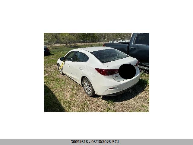Mazda 3 Gs 2018 JM1BN1V78J1171080 Image 4