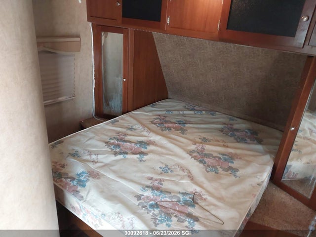 30092618 :رقم المزاد ، 47CTS5N28BK129558 vin ، 2011 Dutchman Dutchman مزاد بيع