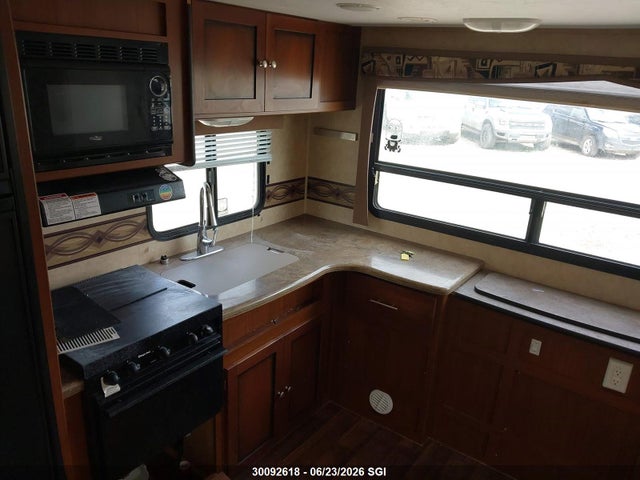 30092618 :رقم المزاد ، 47CTS5N28BK129558 vin ، 2011 Dutchman Dutchman مزاد بيع
