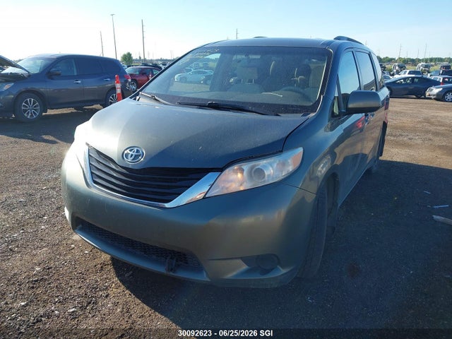 Aukcja sprzedaży 2013 Toyota Sienna Le, vin: 5TDKK3DC5DS373336, numer aukcji: 30092623