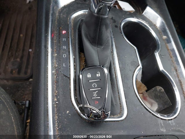 30092630 :رقم المزاد ، 1GNEVGKW0PJ211695 vin ، 2023 Chevrolet Traverse Lt مزاد بيع