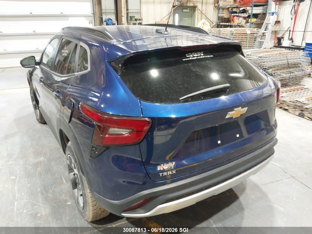 Chevrolet TRAX 1LT 2024 KL77LHE23RC025305 Image 3