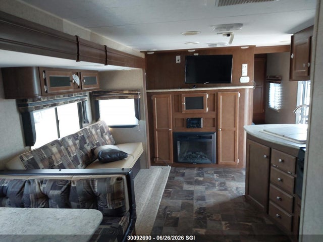 2015 Kz Sporttrek Travel Trailer მანქანა იყიდება აუქციონზე, vin: 4EZT13222F8042107, აუქციონის ნომერი: 30092690