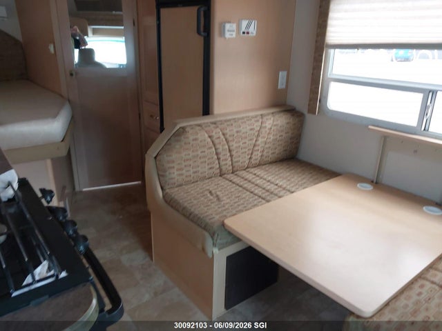 Продаж на аукціоні авто 2010 Ford E-350 Cutaway, vin: 1FDWE3FL5ADA20359, номер лоту: 30092103